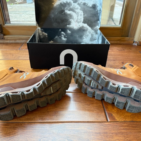 On Cloud-Cloudrock Waterproof Mid Hiking Boot-Pecan color-Women’s 8.5 - Picture 3 of 7
